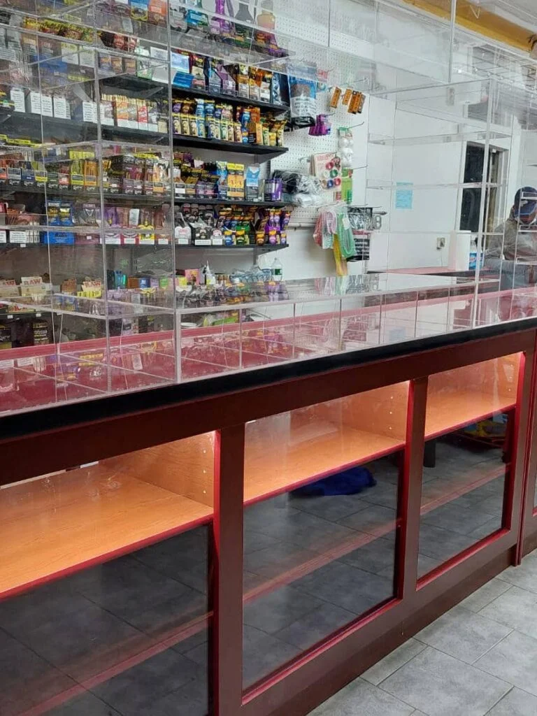 Counter in fine wood